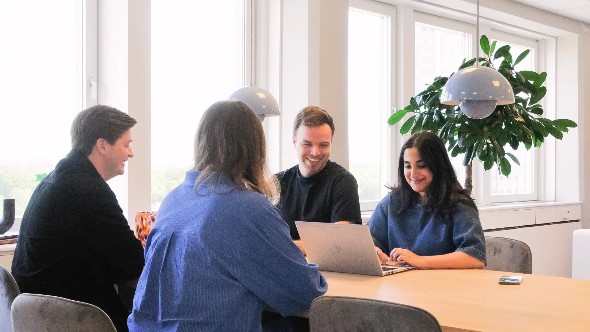 Digitalsmart ekonom: Power BI eller Qlik Sense - vad är bäst för er ekonomiavdelning?